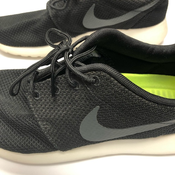 Nike | Shoes | Nike Black Mesh Trainers 